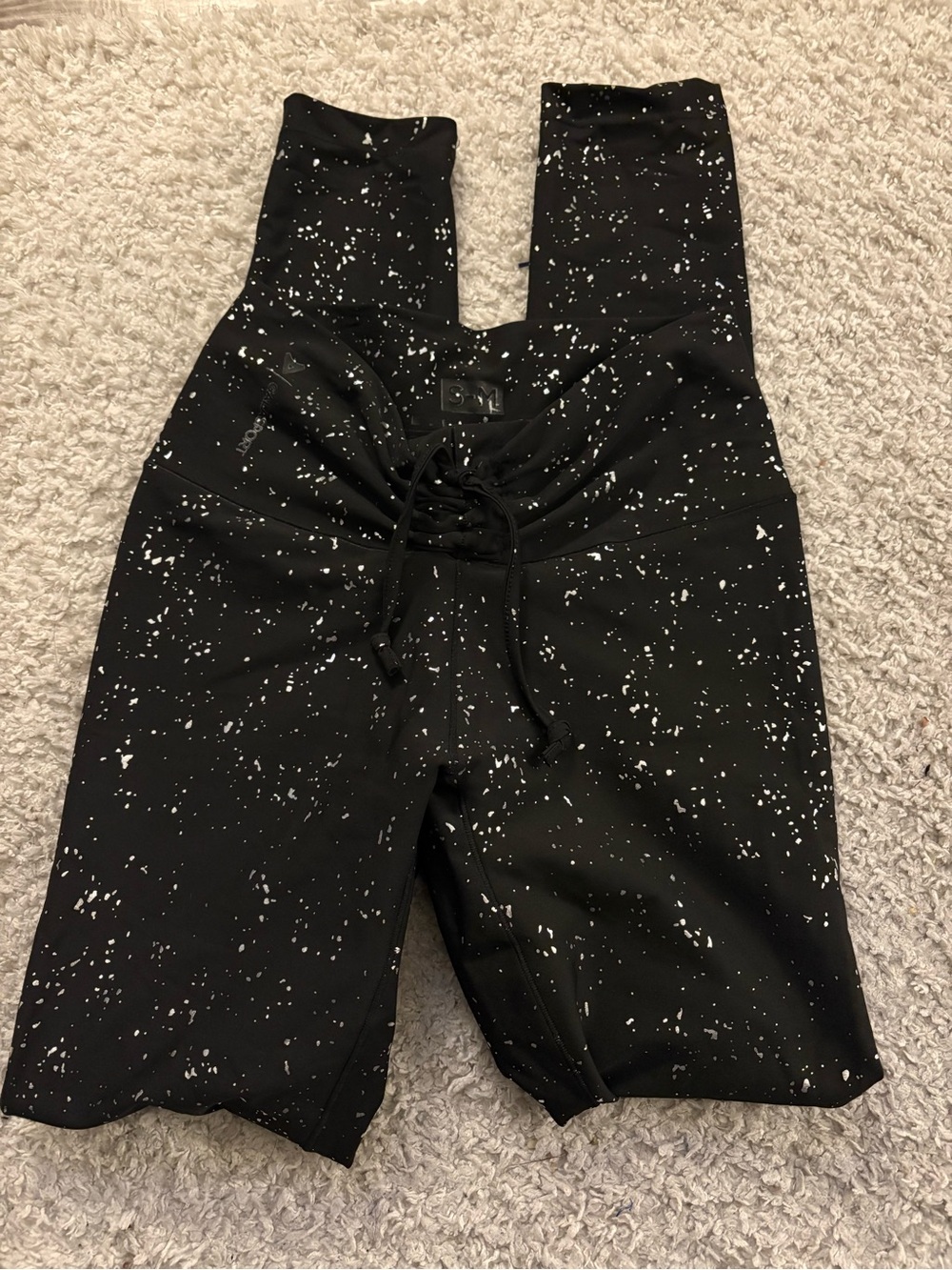 Zyia Active Black Reflective Light n Tight Hi-Rise leggings. Size Small/Medium